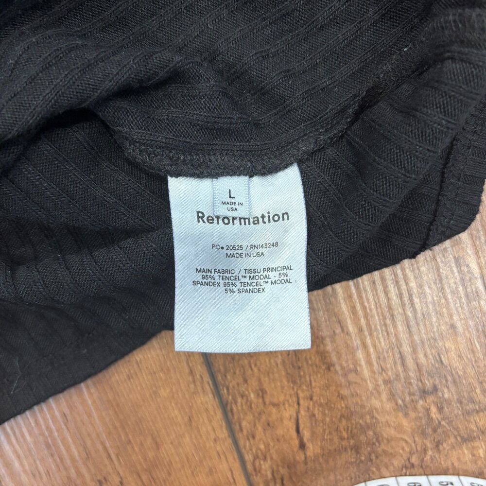 Reformation The Gellar Black Ribbed Button Front Bell Sleeve Crop Top Womens L - Picture 6 of 8